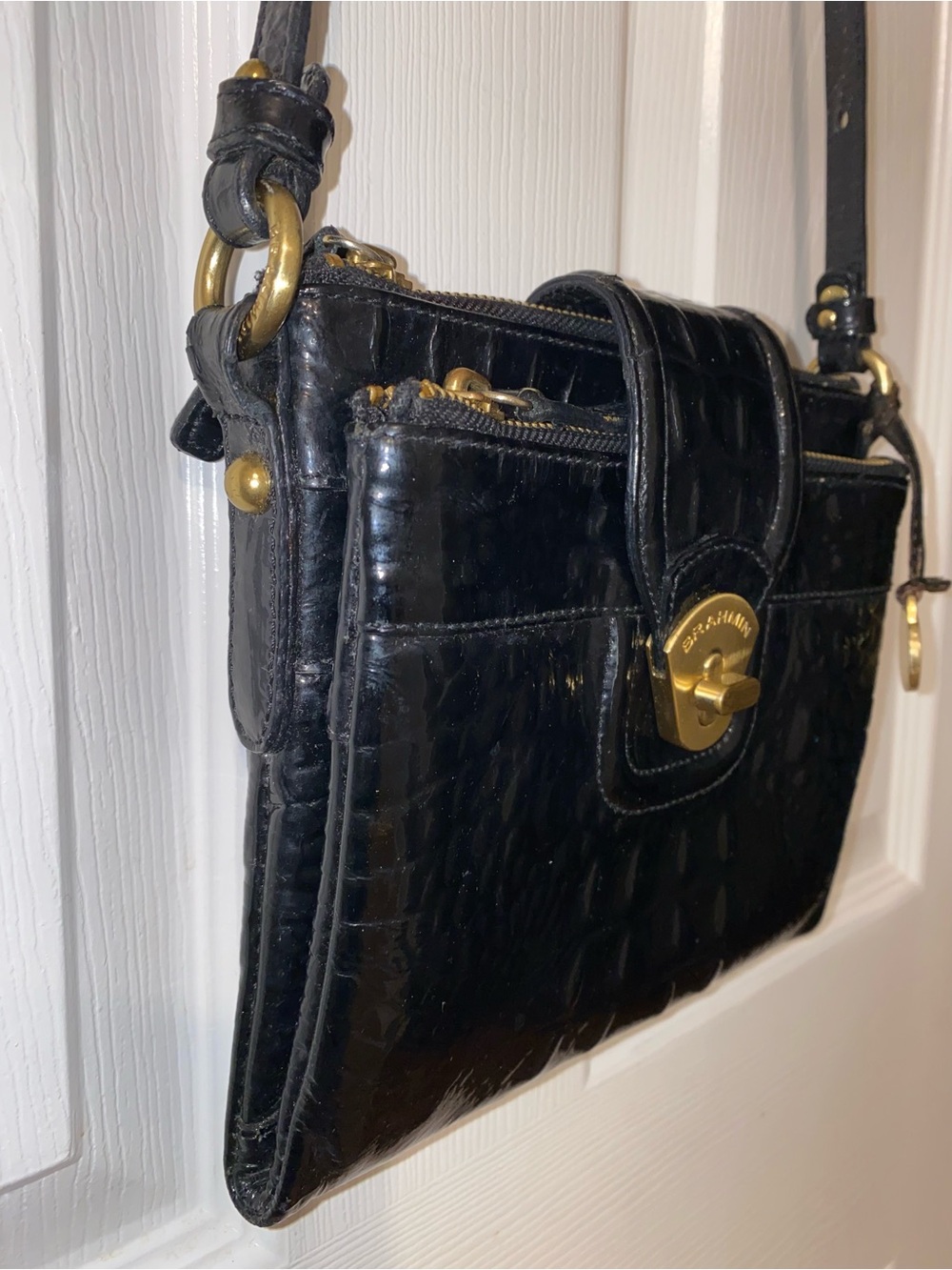 Brahmin Mojito Black Croc-Embossed Leather Crossbody with Gold Hardware - Picture 5 of 13